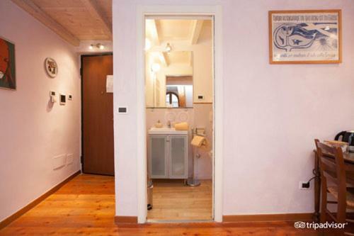 Aprile Bed & Breakfast *